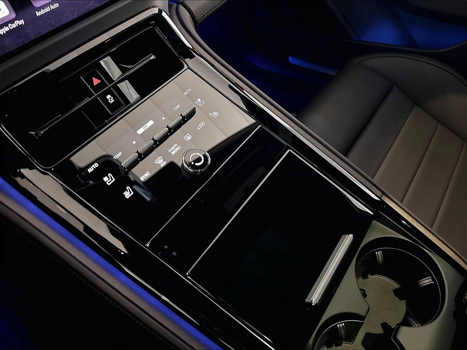 New 2026 Porsche Panamera 4 AWD/4WD image 18