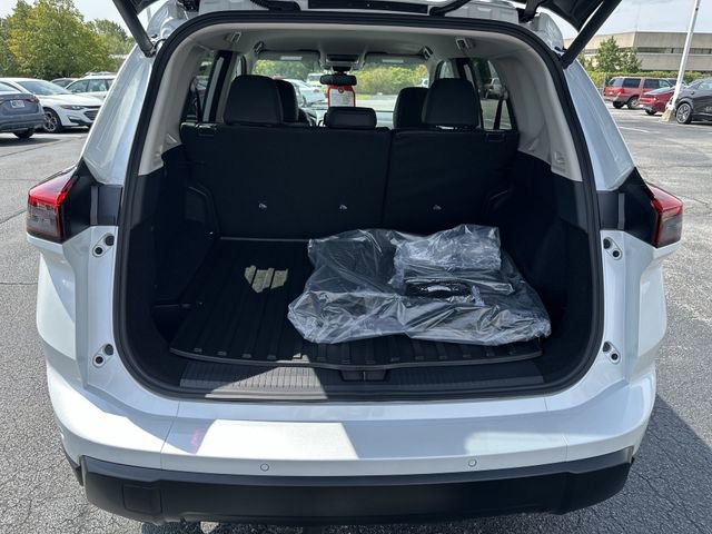 New 2026 Nissan Rogue SV w/ Rock Creek Premium Package image 31