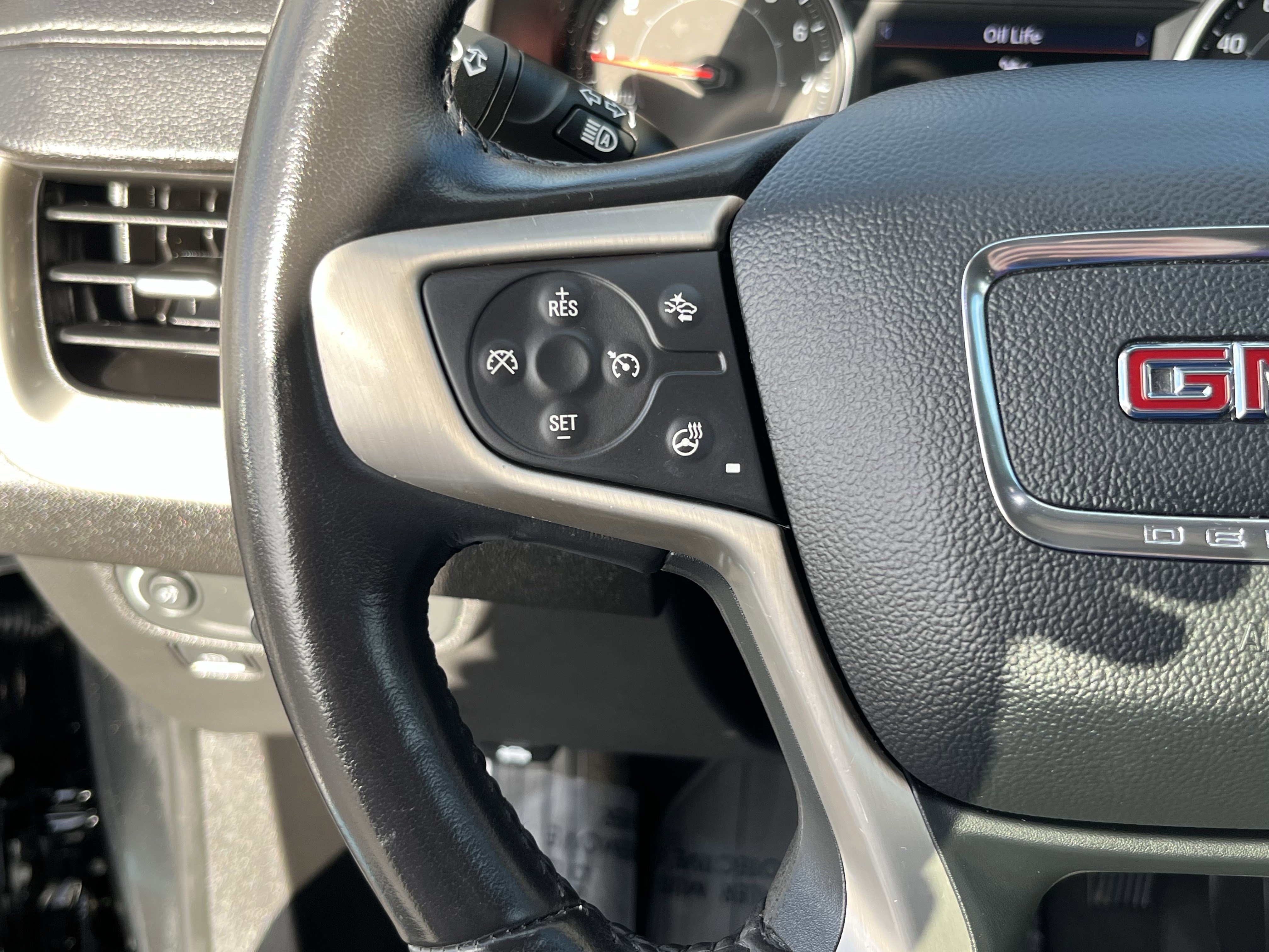 Used 2020 GMC Terrain Denali w/ Denali Premium Package image 19