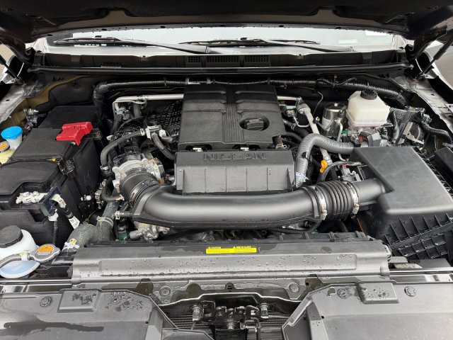 Used 2024 Nissan Frontier SL w/ Technology Package AWD/4WD image 24