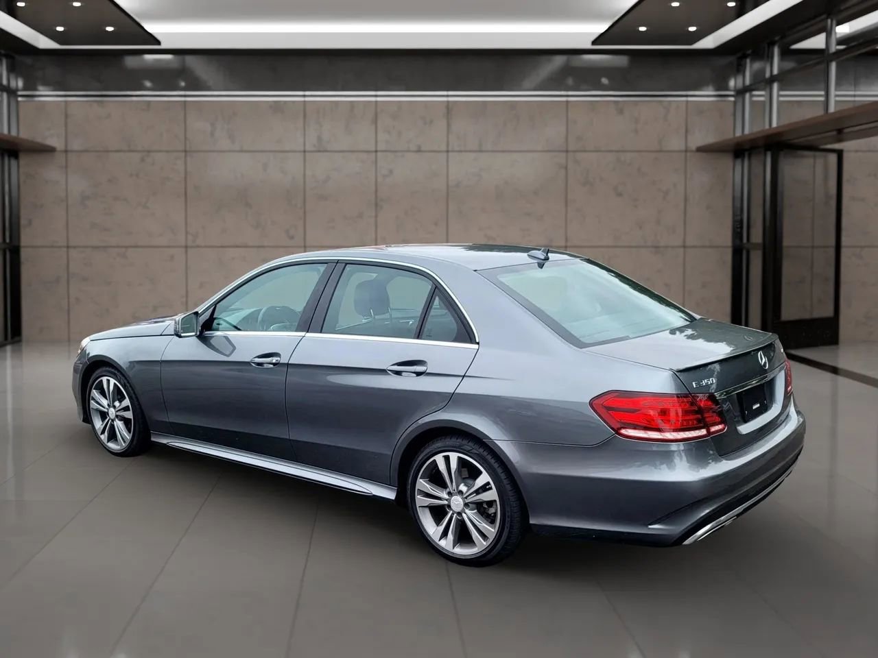 Used 2016 Mercedes-Benz E 350 4MATIC Sedan image 6