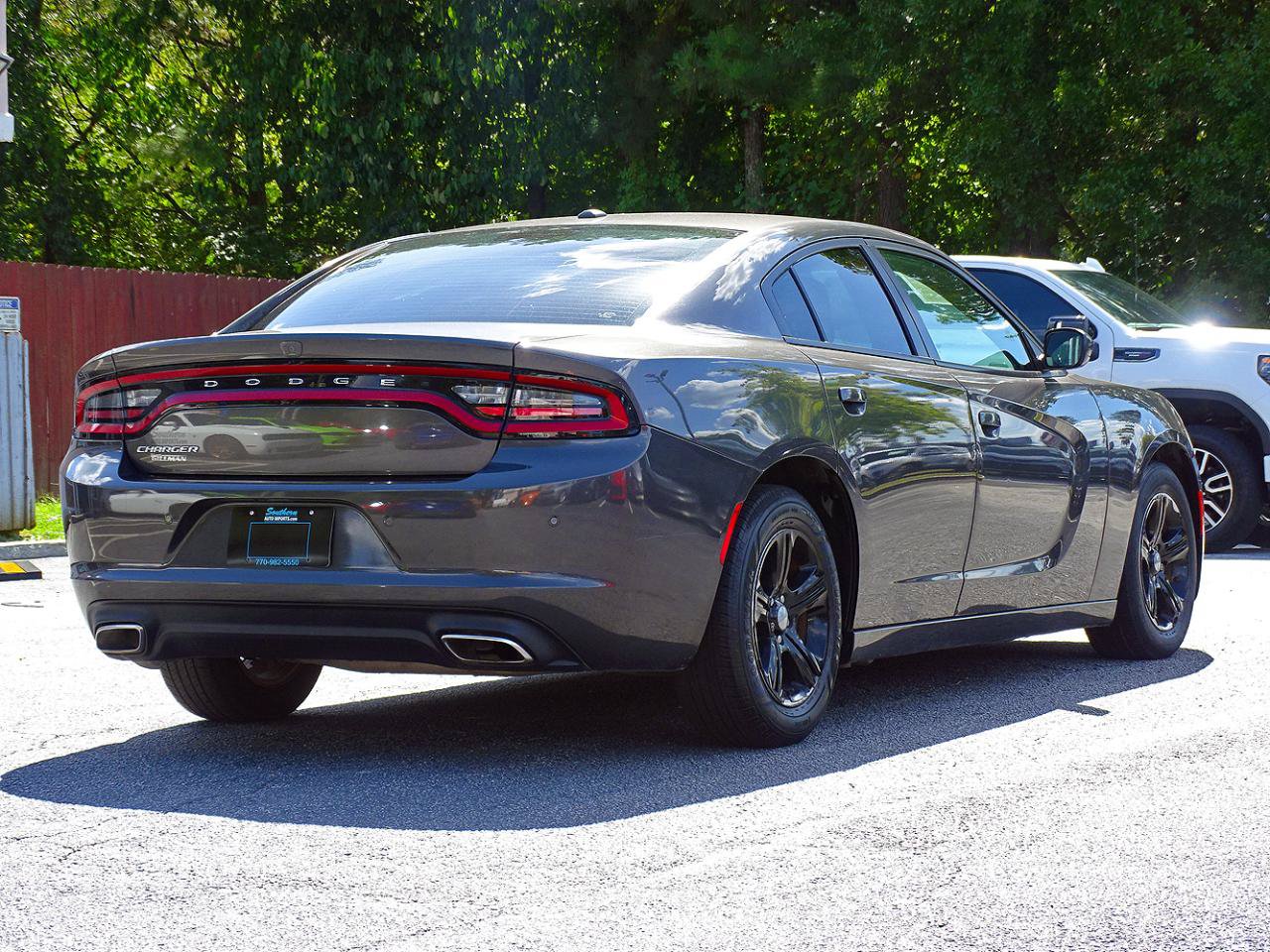 Used 2021 Dodge Charger SXT w/ Leather Interior Group RWD image 10