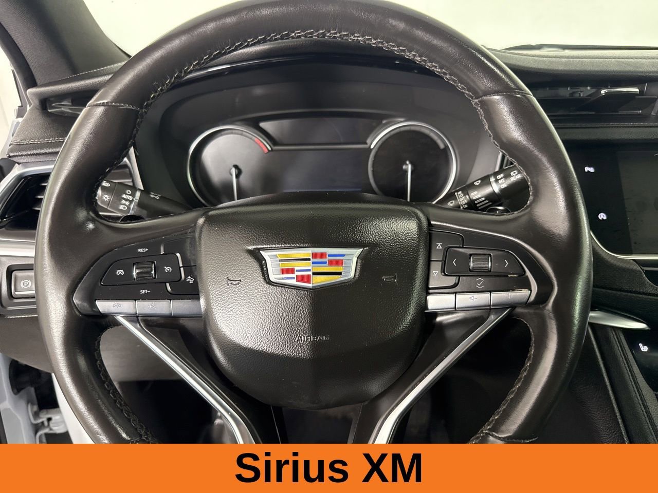 Used 2024 Cadillac XT6 Luxury w/ LPO, Floor Liner Package image 11