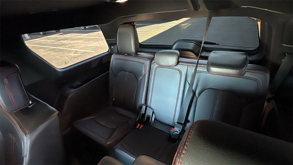 Certified 2024 Ford Expedition Limited image 25