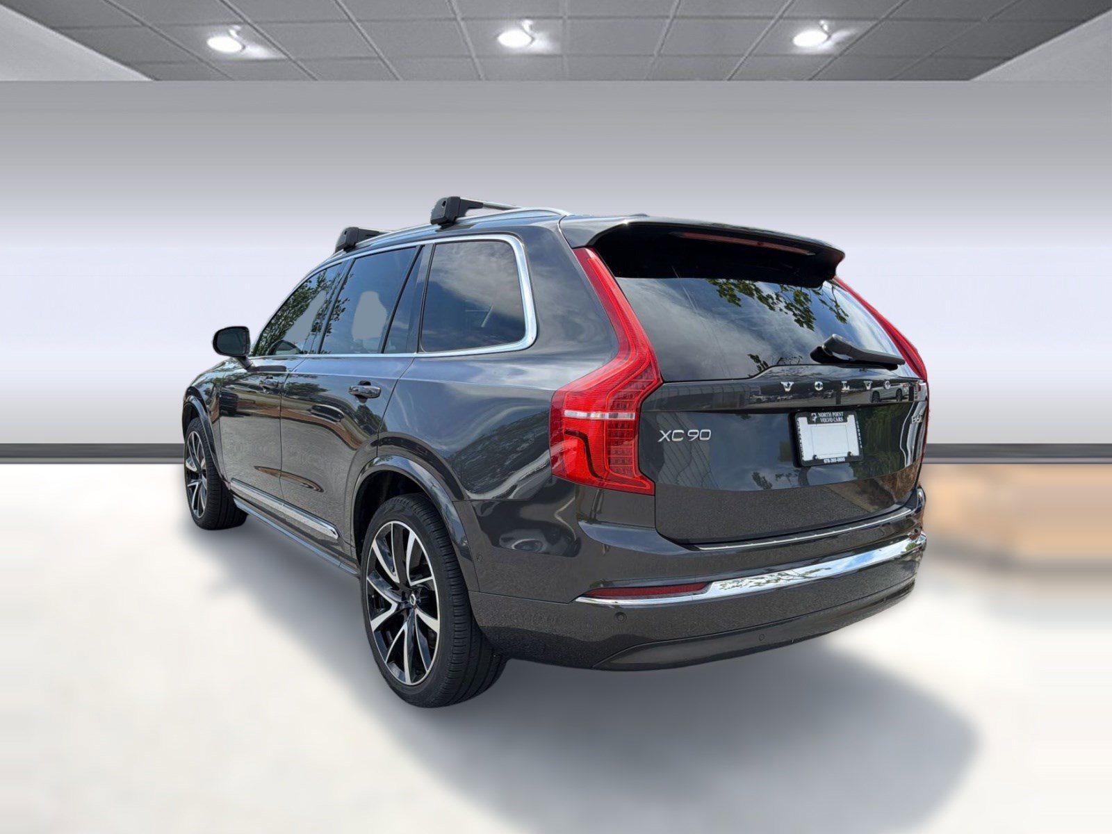 Used 2023 Volvo XC90 B6 Plus w/ Protection Package Premier AWD/4WD image 3