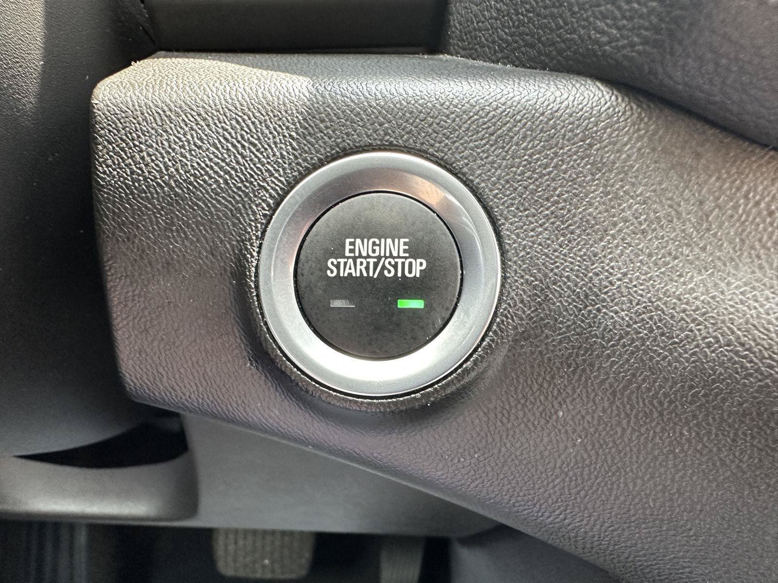 Used 2024 GMC Terrain SLT AWD/4WD image 33
