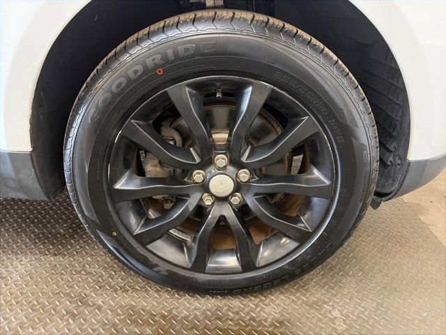 Used 2015 Land Rover Range Rover Sport HSE image 36