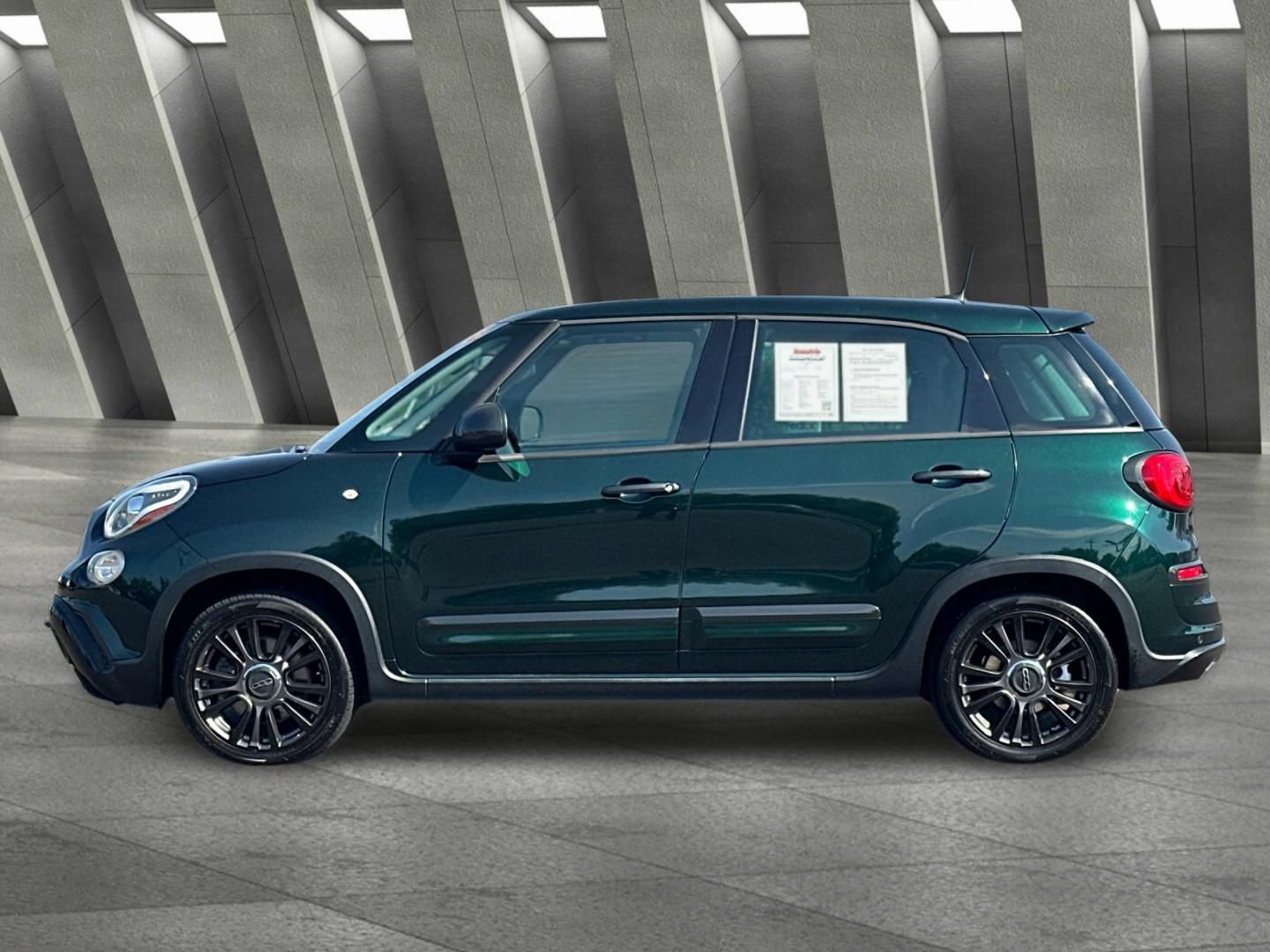 Used 2020 FIAT 500L Trekking w/ Popular Equipment Group FWD image 7