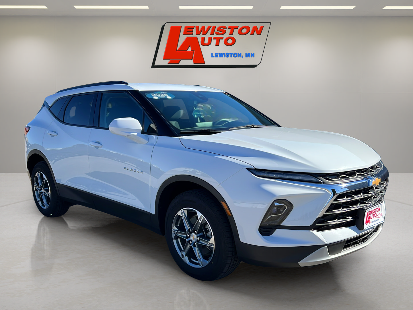 Certified 2025 Chevrolet Blazer LT w/ Convenience Package AWD/4WD image 14