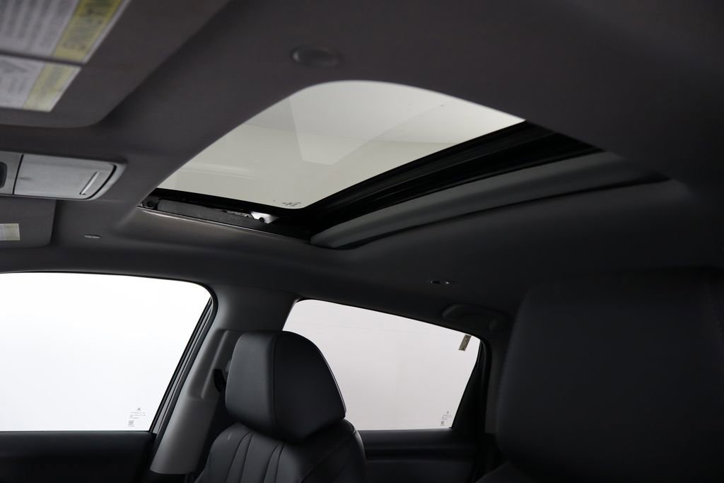 Used 2025 Acura ADX FWD image 23