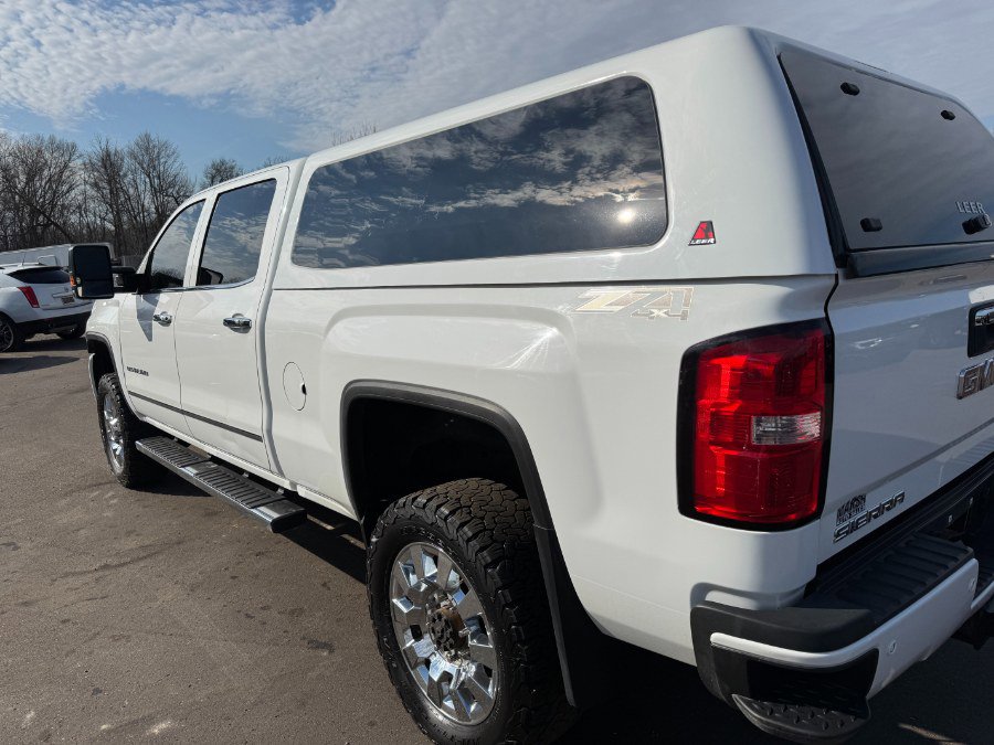 Used 2015 GMC Sierra 2500 Denali AWD/4WD image 10