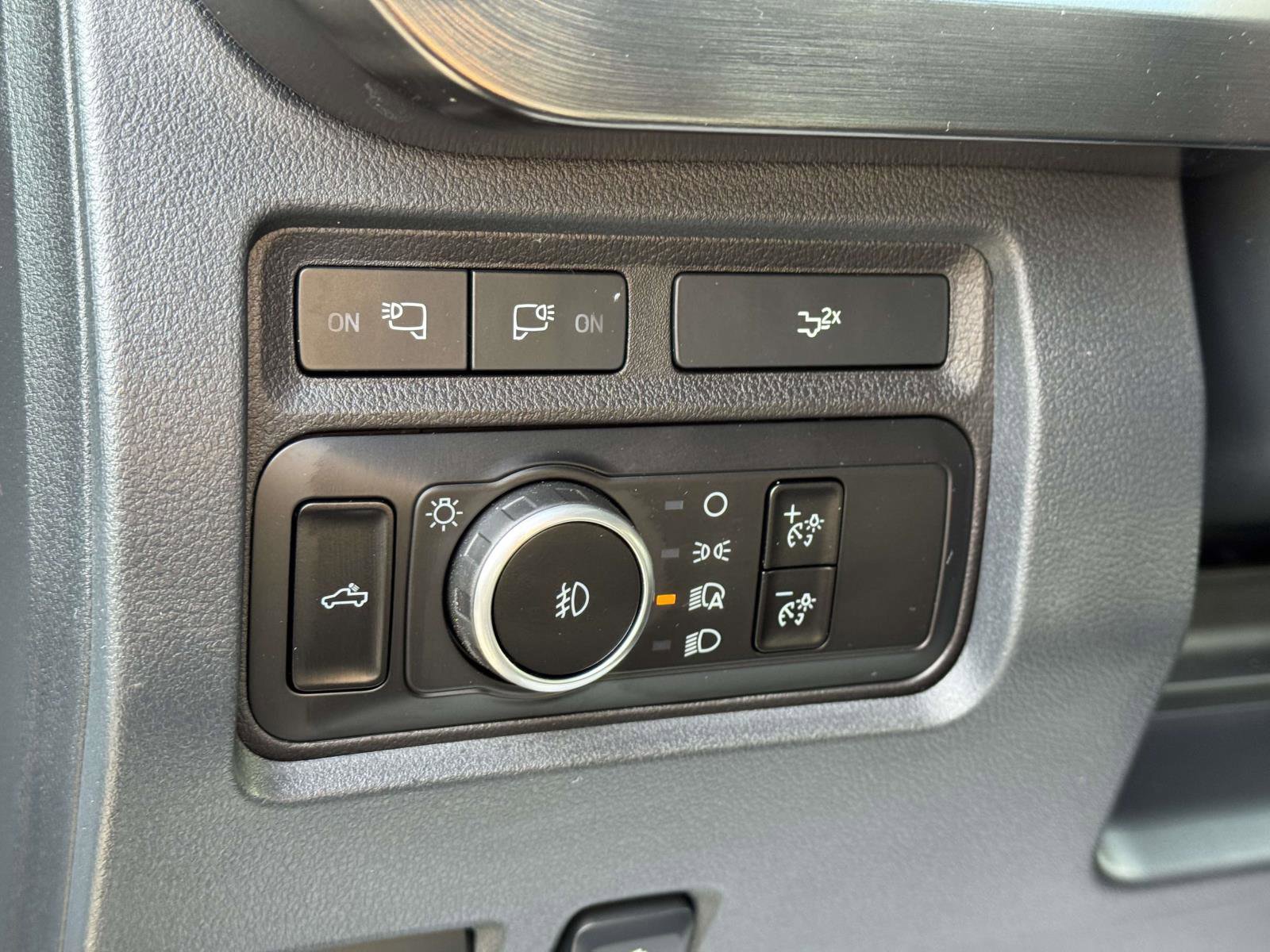 Used 2024 Ford F350 Lariat w/ Sport Appearance Package image 20