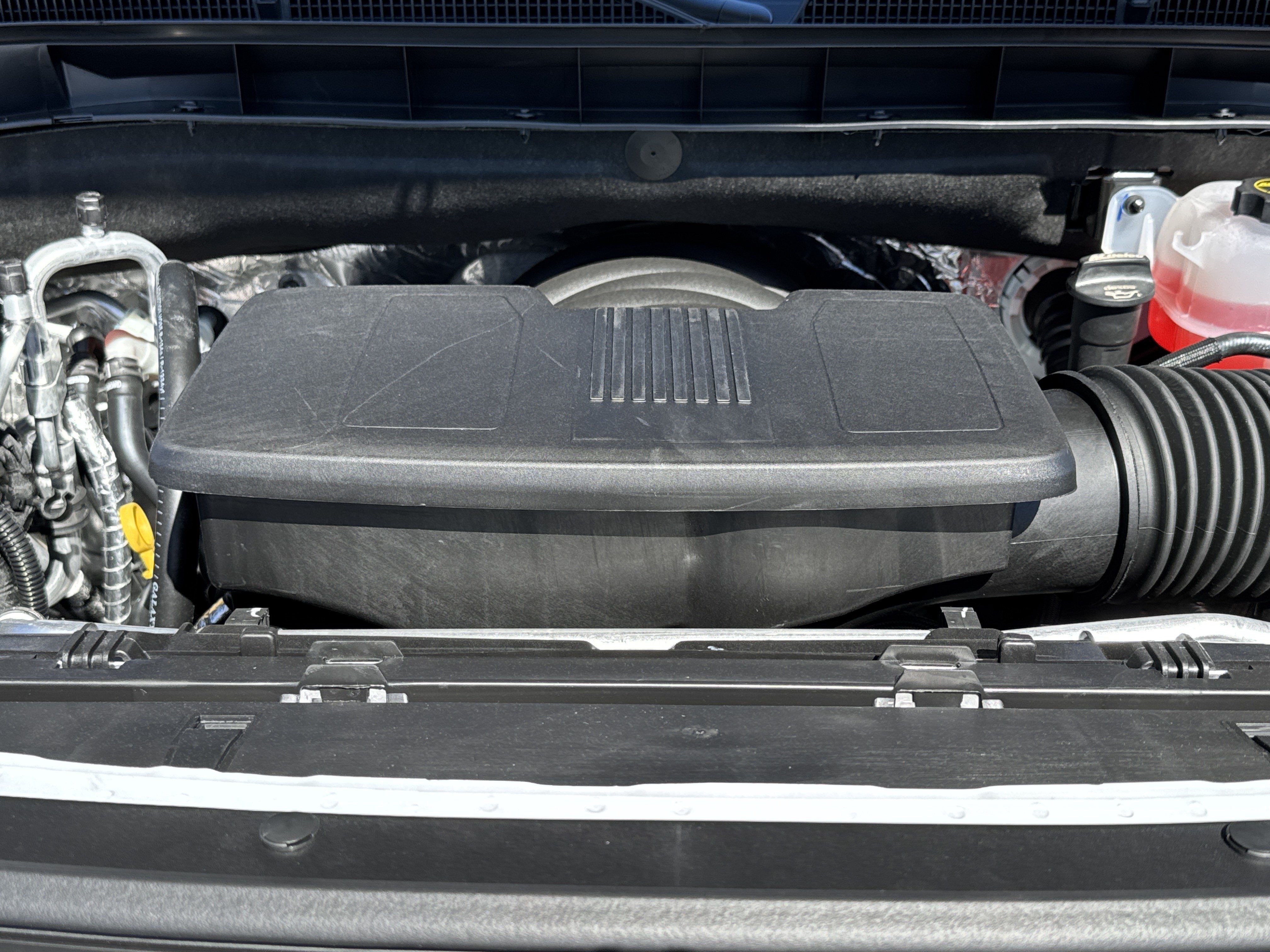 New 2026 GMC Yukon XL AT4 Ultimate AWD/4WD image 35
