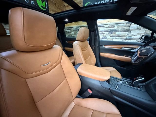 Used 2020 Cadillac XT5 Premium Luxury AWD/4WD image 16
