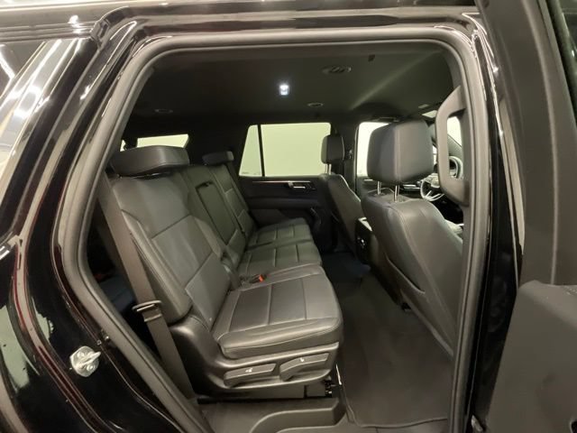 Used 2025 Chevrolet Tahoe LT AWD/4WD image 25