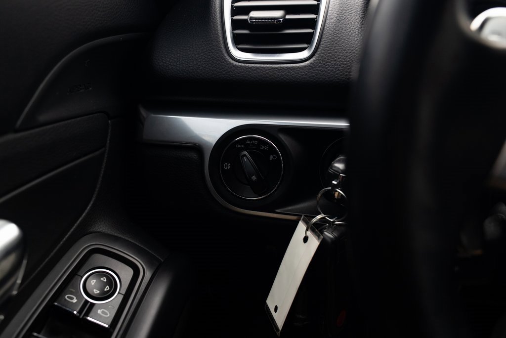 Used 2014 Porsche Cayman image 12