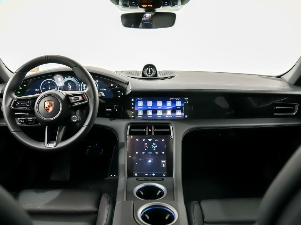 New 2026 Porsche Taycan image 22