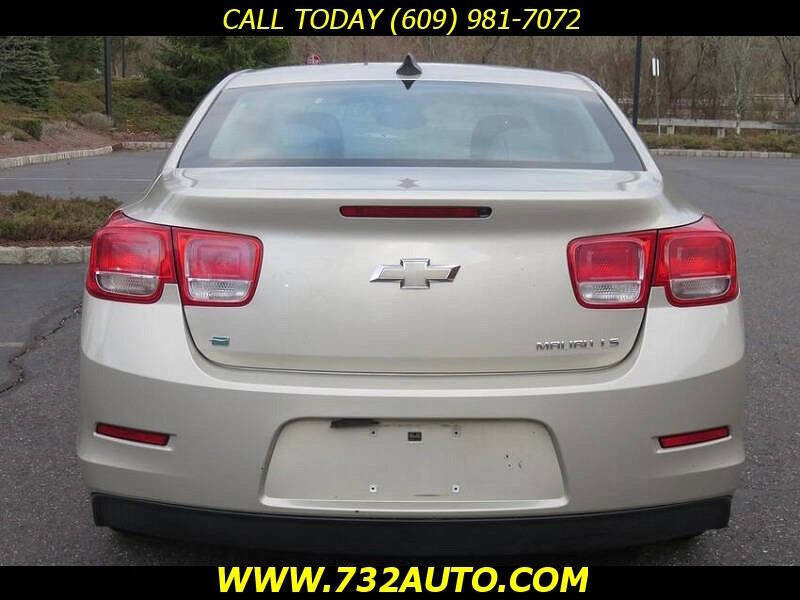 Used 2015 Chevrolet Malibu LS FWD image 8