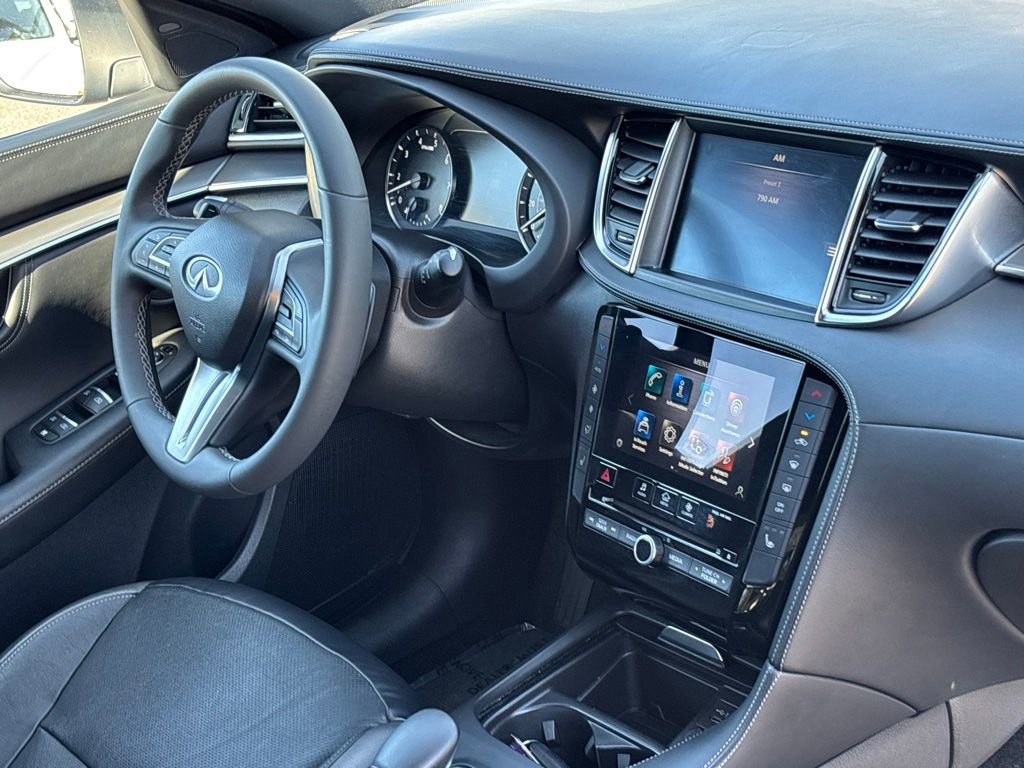 Certified 2023 INFINITI QX55 Luxe w/ Cargo Package image 32