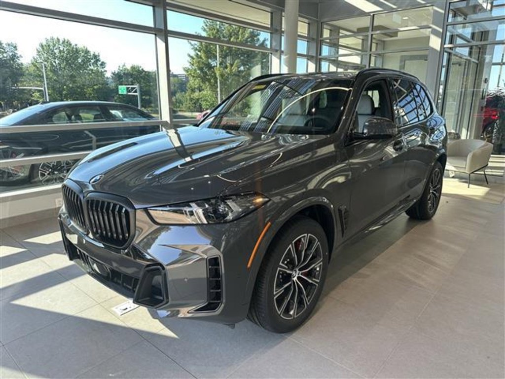 New 2026 BMW X5 xDrive40i w/ M Sport Package image 3
