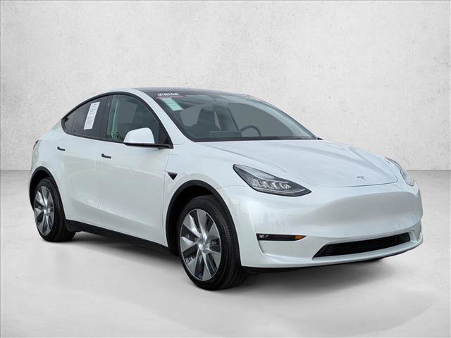 Used 2021 Tesla Model Y Long Range image 3