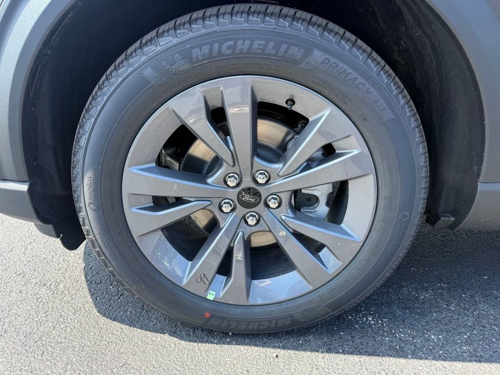 New 2026 Ford Explorer Active w/ Active Comfort Package AWD/4WD image 10