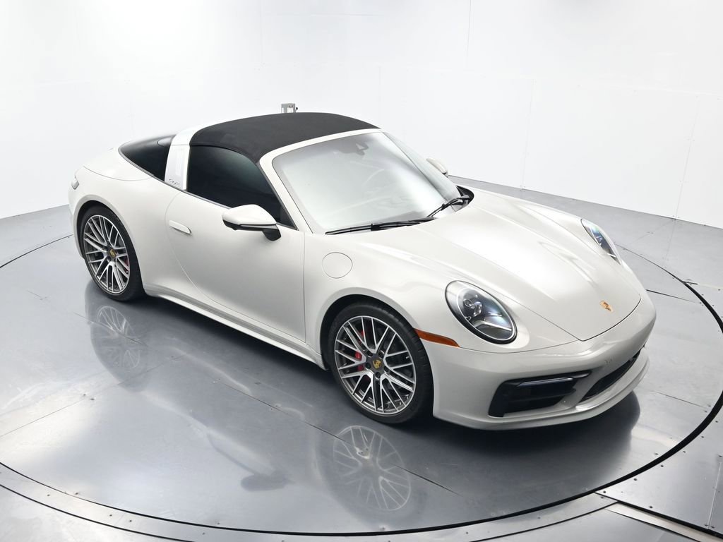 Certified 2021 Porsche 911 Targa 4S image 39