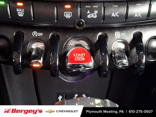 Used 2016 MINI Cooper 2-Door Hardtop image 26