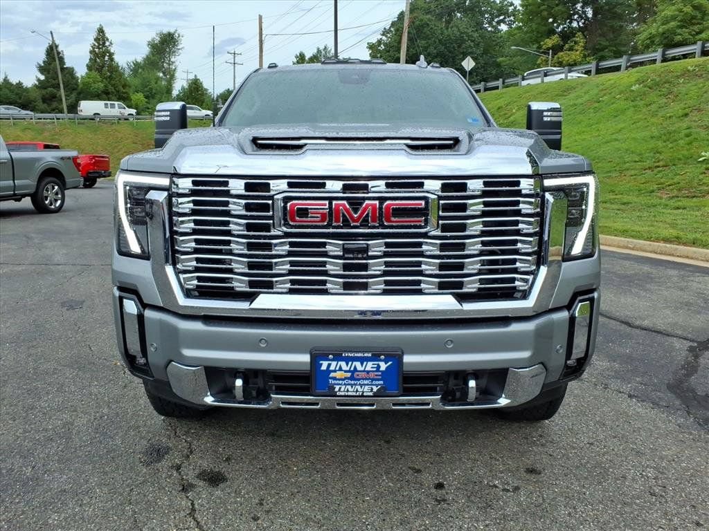 Used 2026 GMC Sierra 2500 Denali w/ Denali Reserve Package AWD/4WD image 8