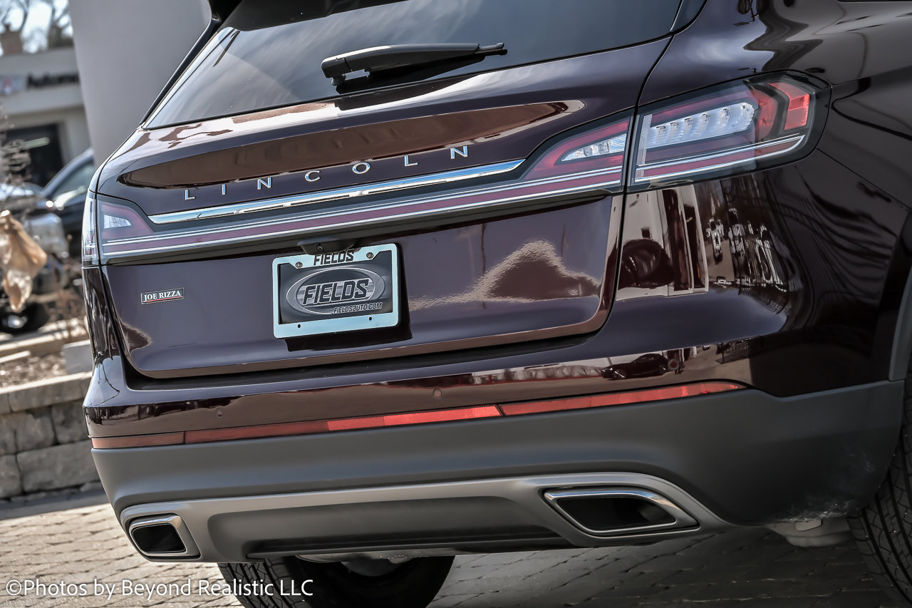 Used 2021 Lincoln Nautilus Reserve image 11