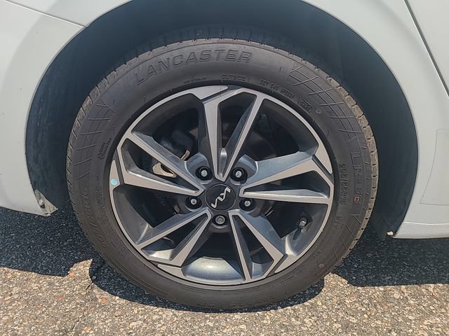 Used 2024 Kia Forte LXS FWD image 30