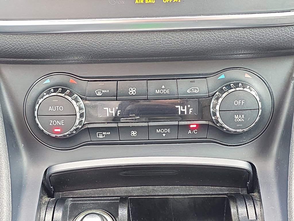 Used 2017 Mercedes-Benz GLA 250 image 27