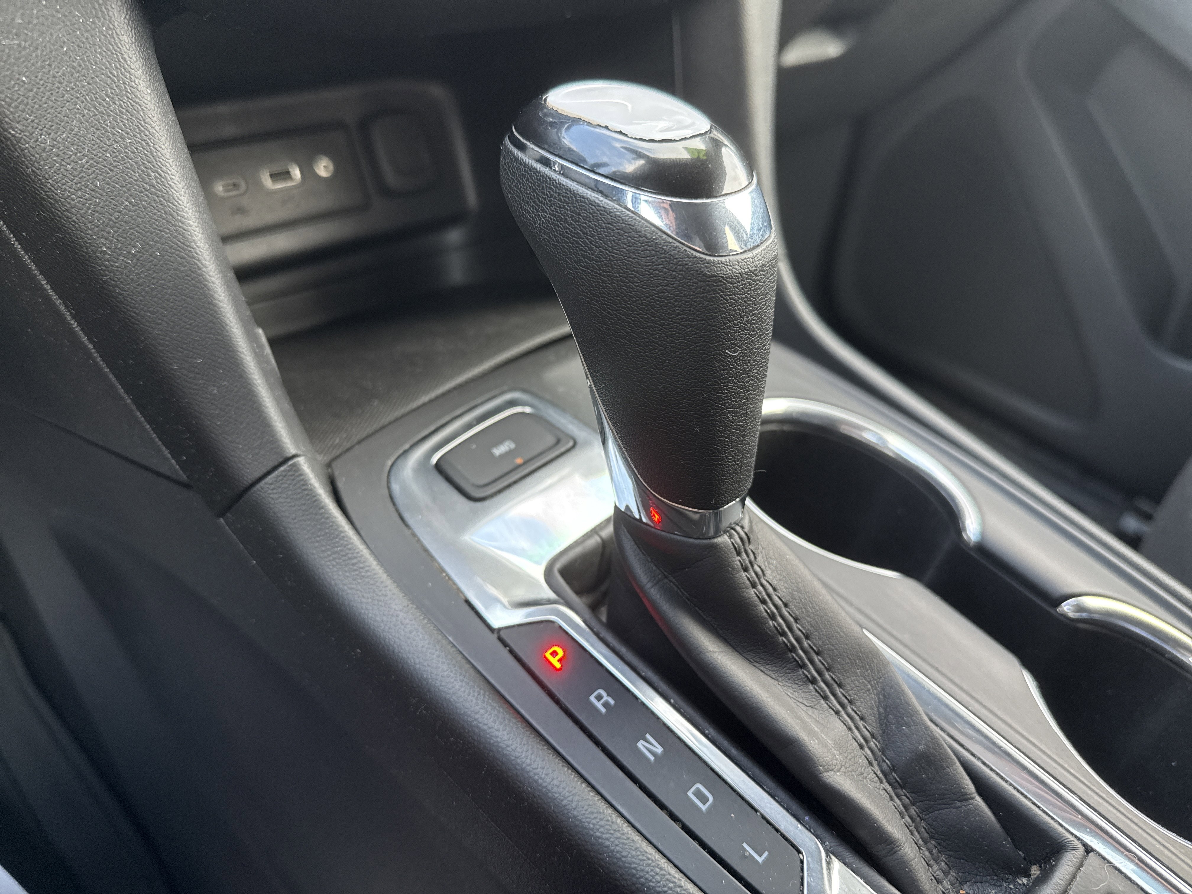 Used 2020 Chevrolet Equinox LT image 25