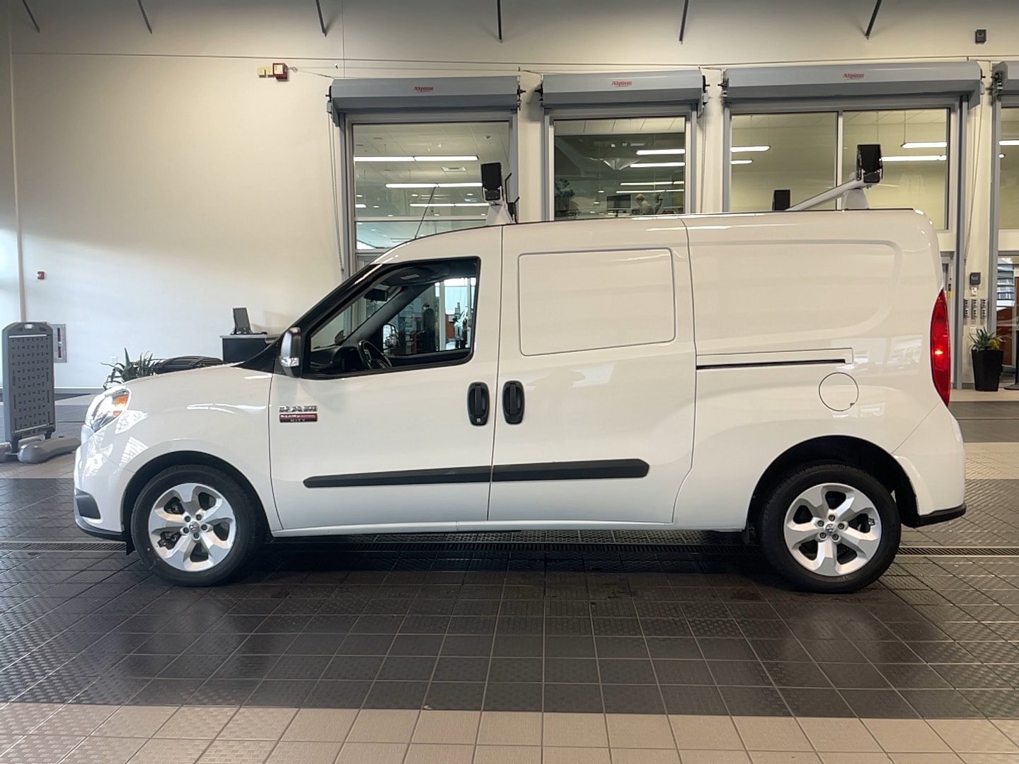 Used 2022 RAM ProMaster City Tradesman w/ Lights & Wheels Group FWD image 5