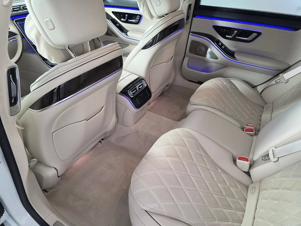 Certified 2025 Mercedes-Benz S 580 4MATIC Sedan image 15