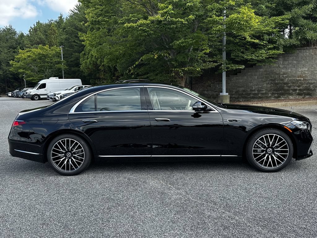 New 2027 Mercedes-Benz S 580 4MATIC Sedan image 9