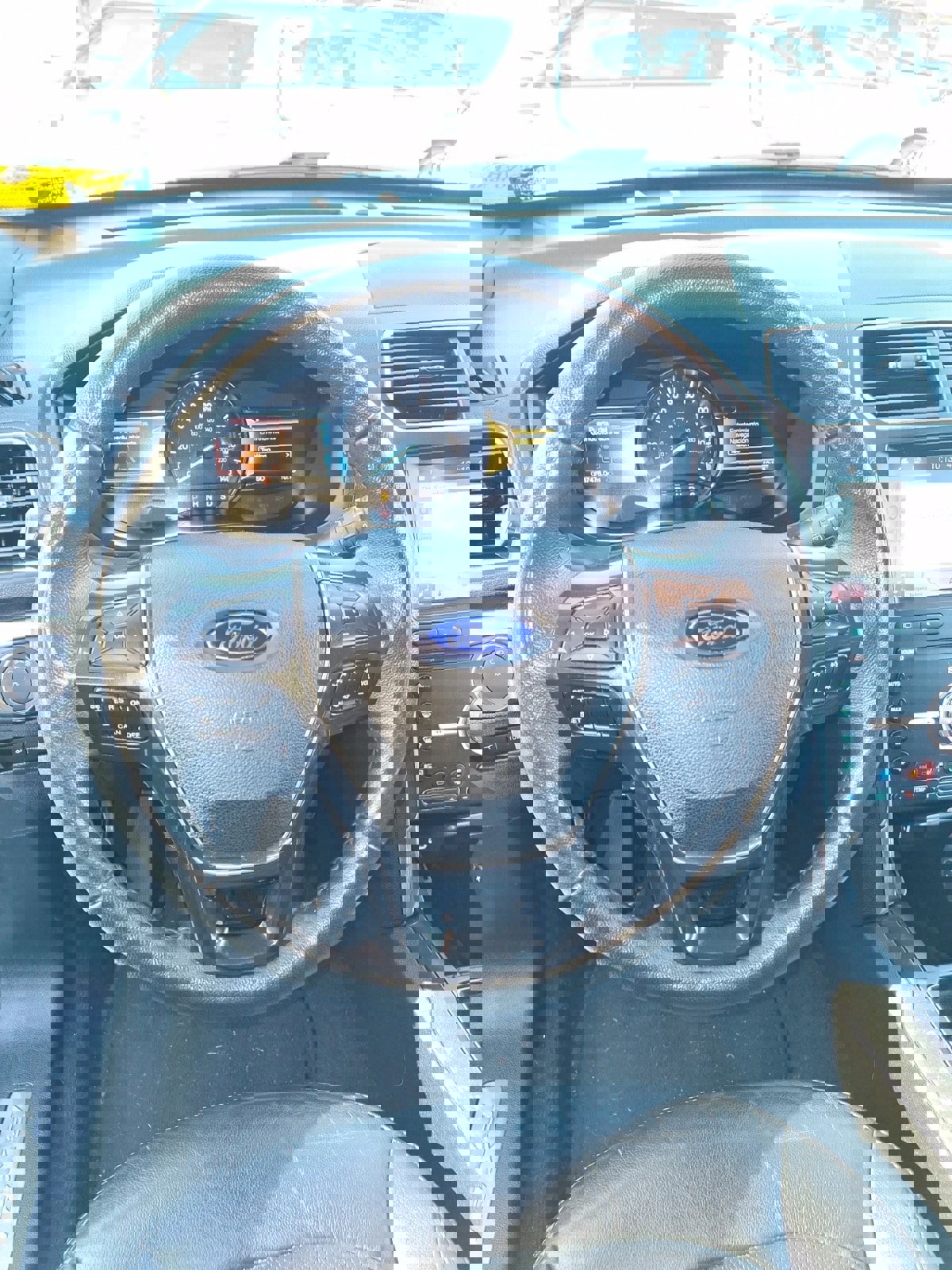 Used 2019 Ford Explorer Limited w/ Class III Trailer Tow Package image 13