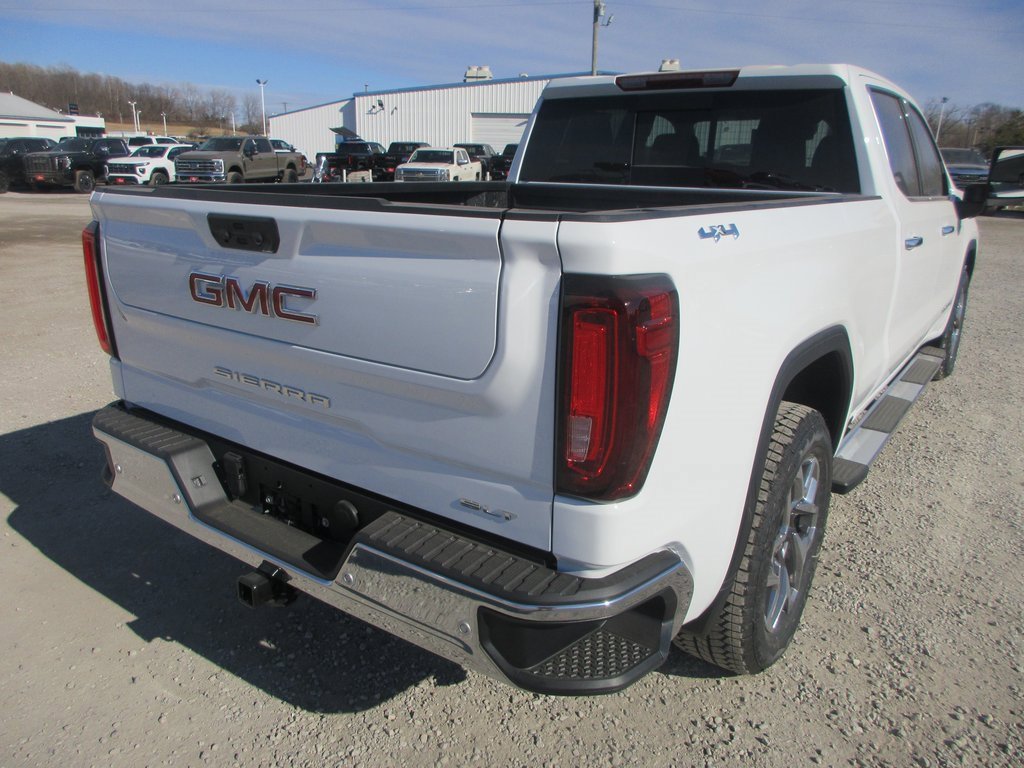 New 2026 GMC Sierra 1500 SLT image 4