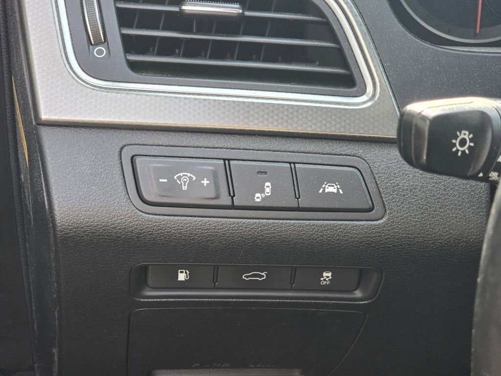 Used 2015 Hyundai Sonata Limited 2.0T image 9