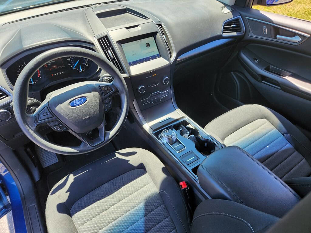 Used 2020 Ford Edge SE AWD/4WD image 12