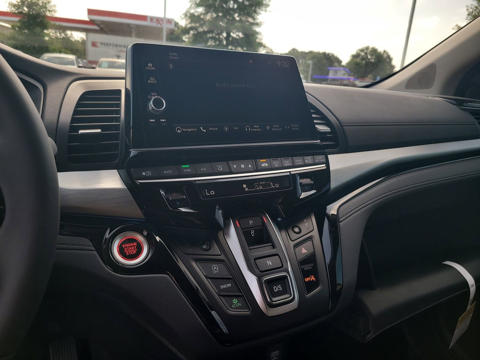 New 2026 Honda Odyssey Touring image 18