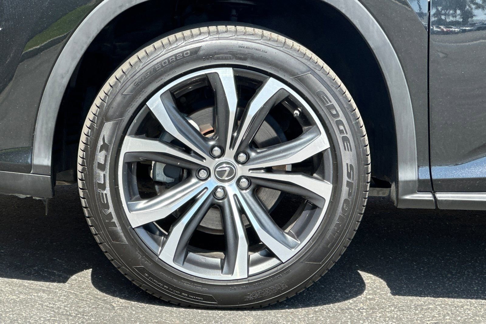 Used 2020 Lexus RX 350L FWD w/ Premium Package image 28