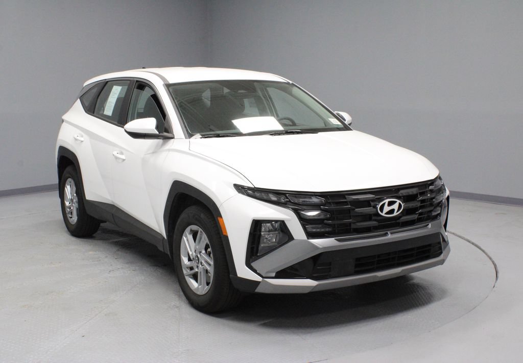 Used 2025 Hyundai Tucson SE