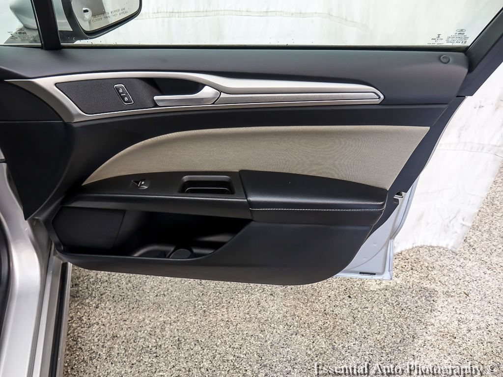 Used 2018 Ford Fusion S FWD image 23