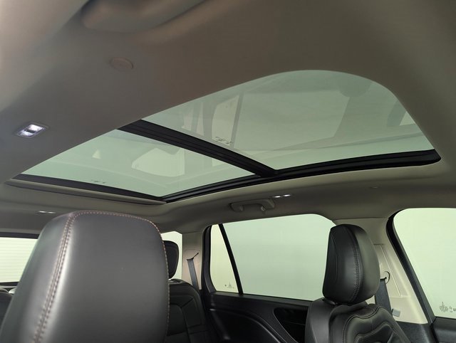 Used 2021 Lincoln Aviator Reserve w/ Equipment Group 208A image 25