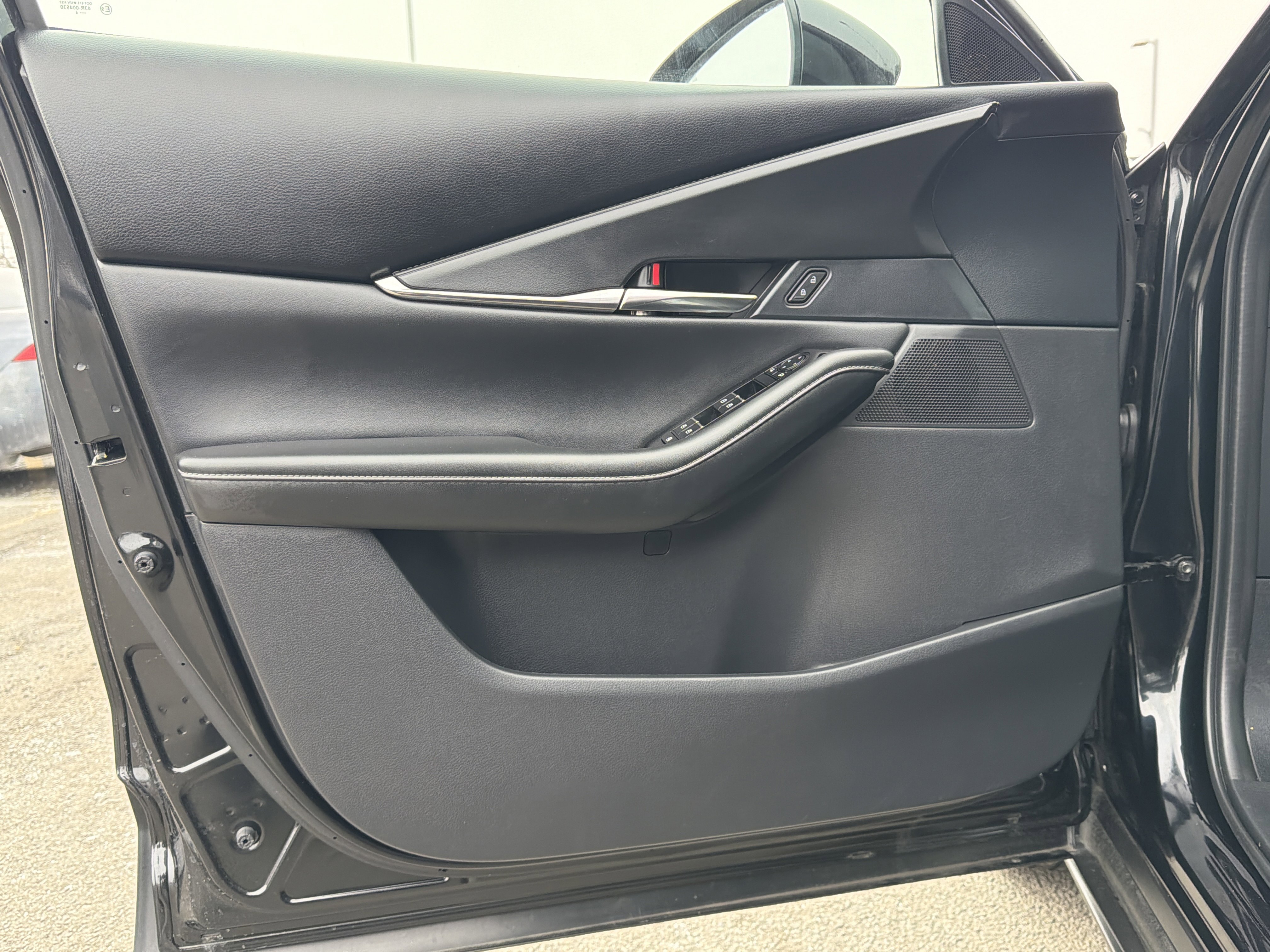 Used 2024 MAZDA CX-30 AWD 2.5 S w/ Preferred Package image 27