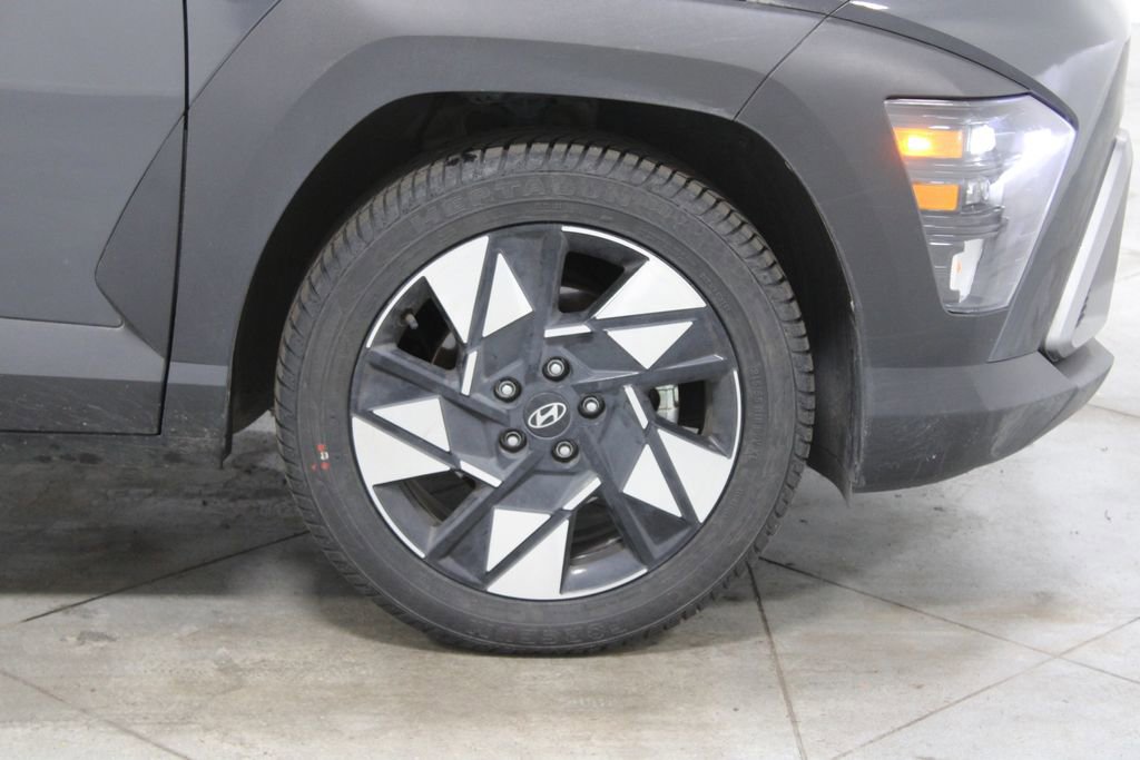 Used 2024 Hyundai Kona SEL image 12