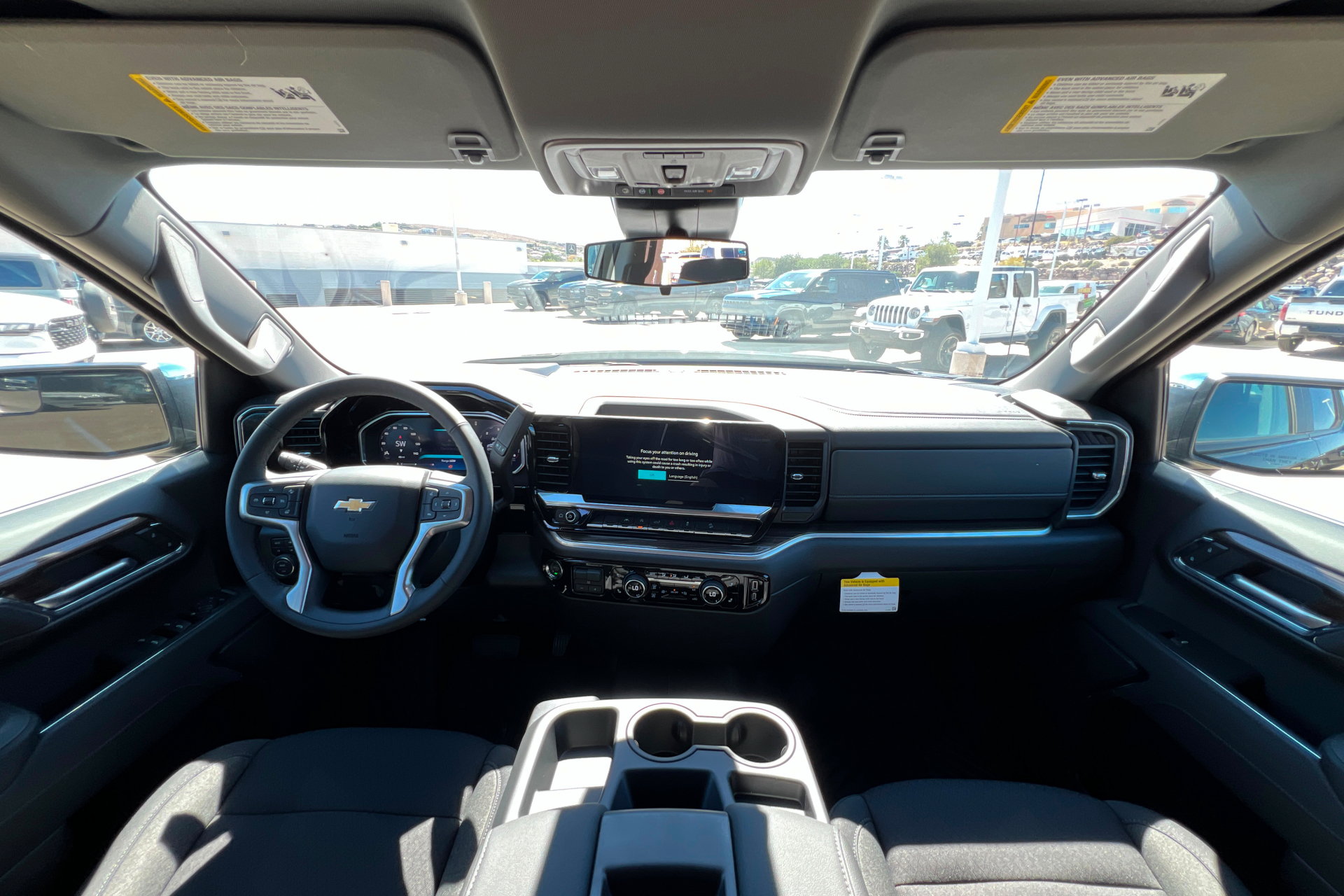 New 2026 Chevrolet Silverado 1500 LT w/ Z71 Off-Road Package AWD/4WD image 10