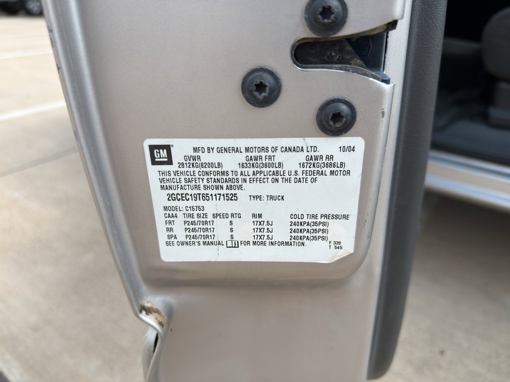 Used 2005 Chevrolet Silverado 1500 LS image 32