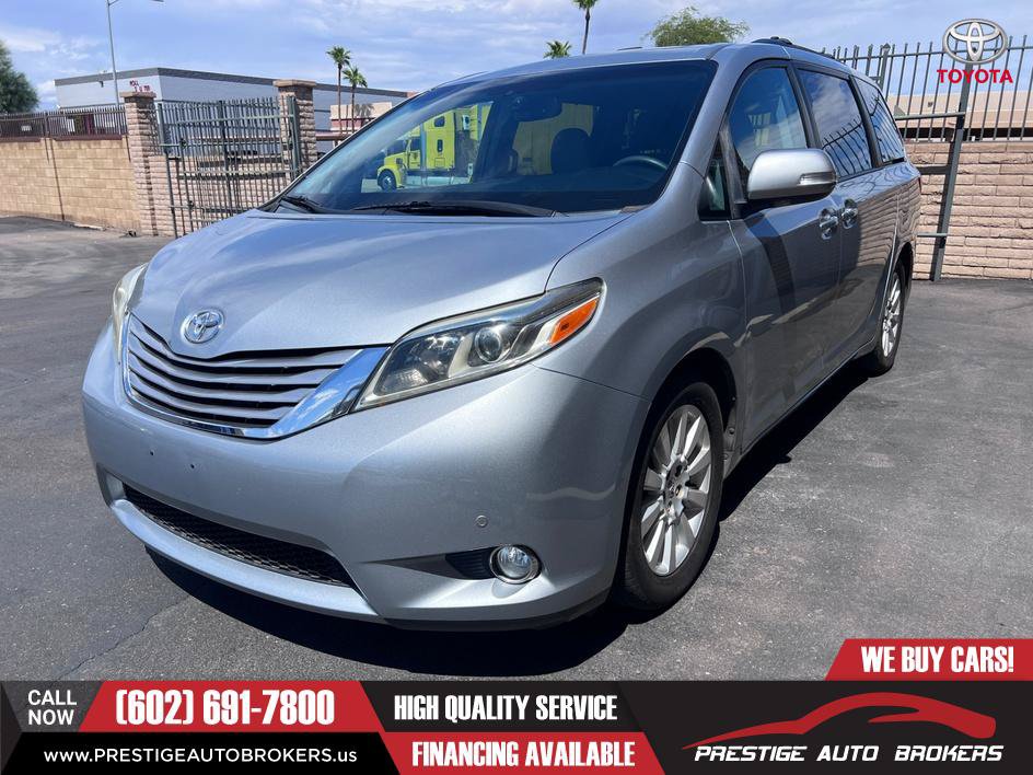 Used 2015 Toyota Sienna Limited Premium FWD image 2